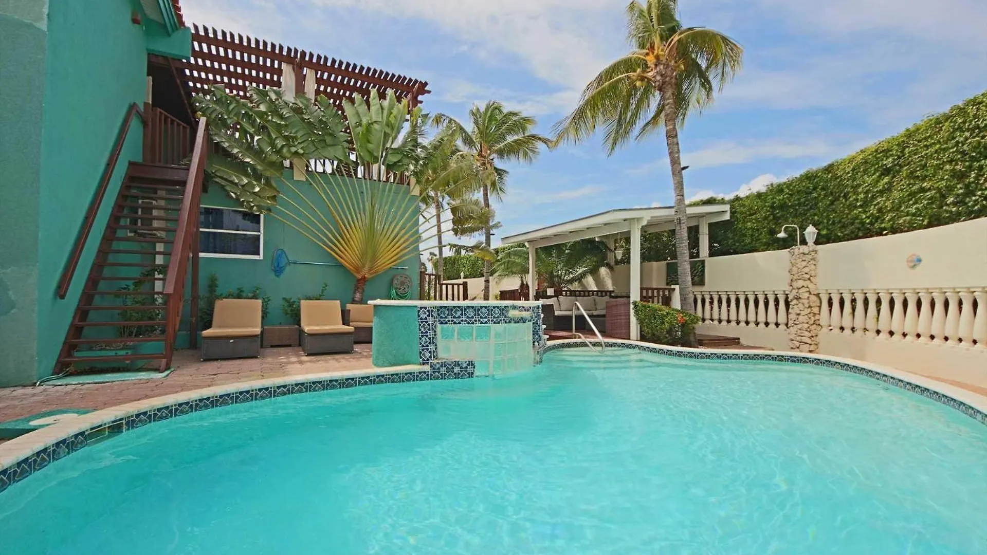 Pb98B - Private Villa With Pool - 5Min From Palm Beach - 5Br House