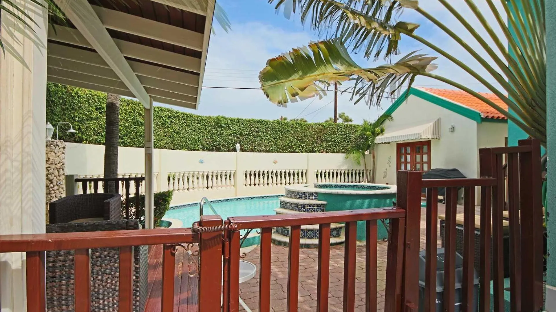 Pb98B - Private Villa With Pool - 5Min From Palm Beach - 5Br House